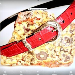 Brighton Vintage Reversible Leather Belt, Size L/34, Red Black.